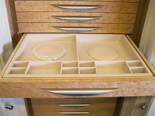 Jewelry safe custom intertior trays