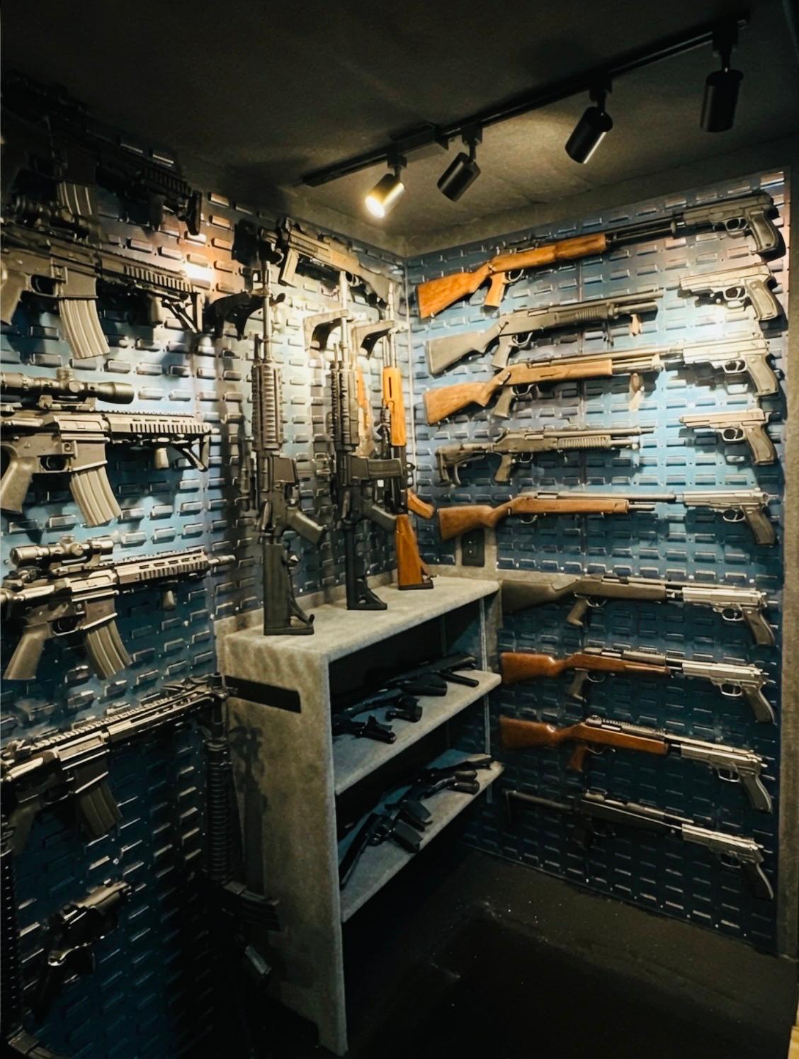 Destroyer interior — long gun and pistol walls